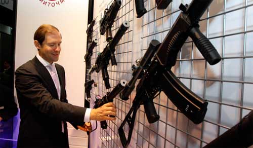 Денис Мантуров принял участие в открытии Международной выставки IDEX-2013 Денис Мантуров