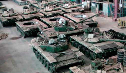 Производство Т-90С на индийском заводе Heavy Vehicle Factory в Авади. Фото: Аджай Шукла | http://ajaishukla.blogspot.com Т-90С
