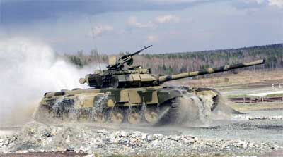 Russischer Exportschlager: Bewährte, robuste Technik, aber für die Militärs im eigenen Land ist der Panzer nicht modern genug. Der aktuelle T-90,... Русский танк