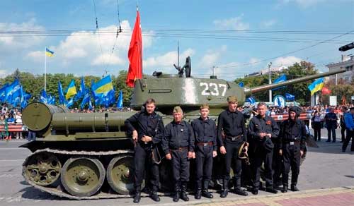 Луганский Т-34 Луганский Т-34