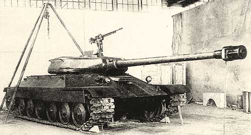 Тяжелый танк ИС-6