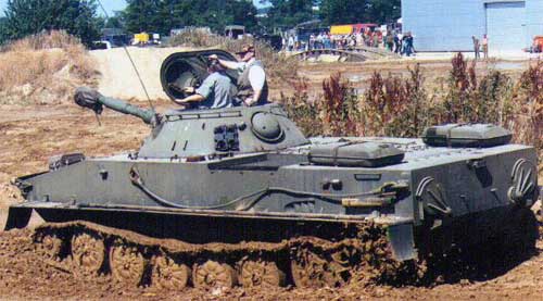 Танк ПТ-76 широко применялся в странах Юго-восточной Азии. Танк ПТ-76 широко применялся в странах Юго-восточной Азии.
