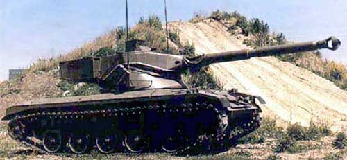 Корпус танка сварен из листов броневой стали